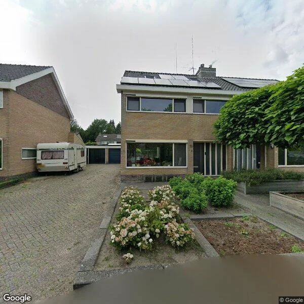 Straatbeeld van Healwei 15, 9244AN Beetsterzwaag