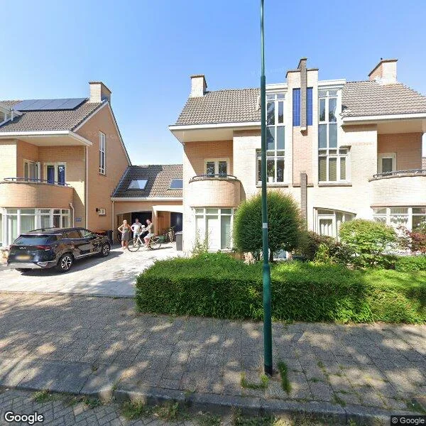 Straatbeeld van Heemraadserf 46, 3991KA Houten