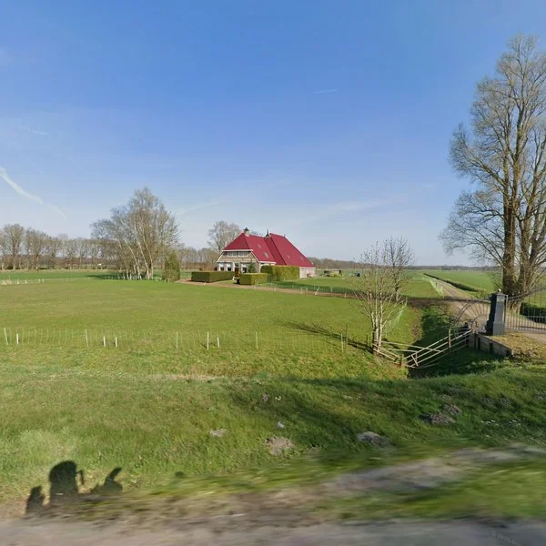 Straatbeeld van Heerenveenseweg 216, 8488AK Nijeholtwolde
