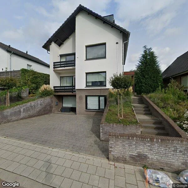 Straatbeeld van Heerstraat 12, 6285AP Epen