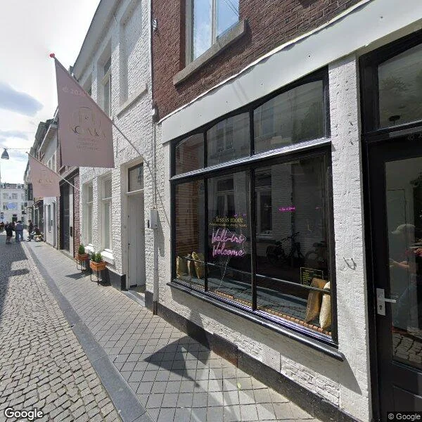Straatbeeld van Heggenstraat 2, 6211GW Maastricht