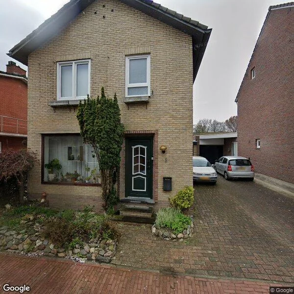 Straatbeeld van Heidestraat 5, 6451CW Schinveld