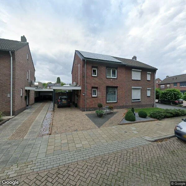 Straatbeeld van Heiveldstraat 78, 6466AL Kerkrade