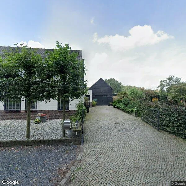Straatbeeld van Heiweg 2, 5373KN Herpen