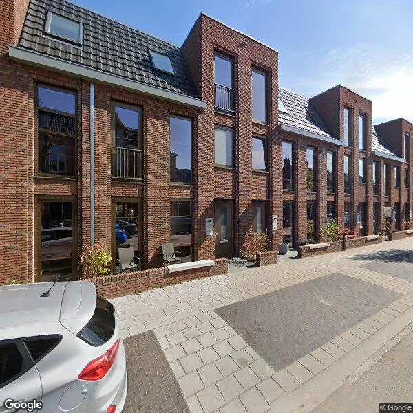 Straatbeeld van Helper Westsingel 81, 9721BC Groningen