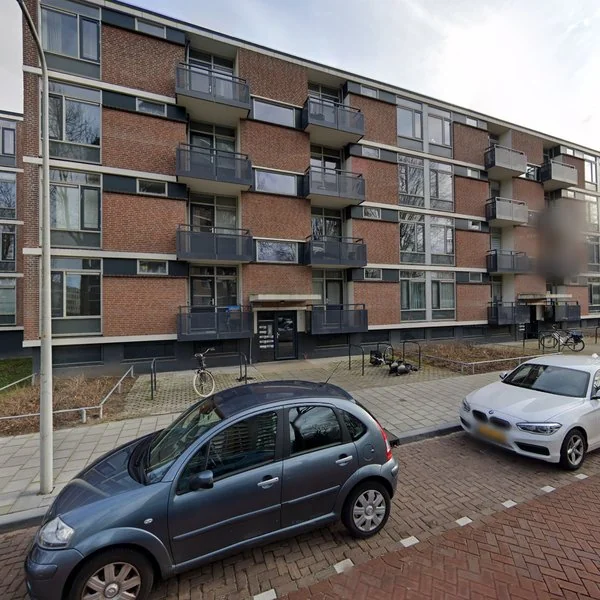 Straatbeeld van Hendrinaland 61, 2591TB Den Haag