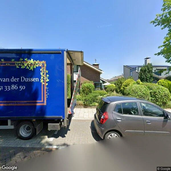 Straatbeeld van Henegouwen 107, 3332GD Zwijndrecht