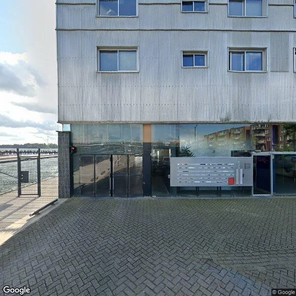 Straatbeeld van Hengelostraat 130, 1324GZ Almere