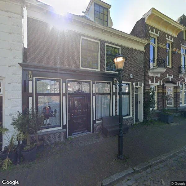 Straatbeeld van Herengracht 60, 1398AC Muiden