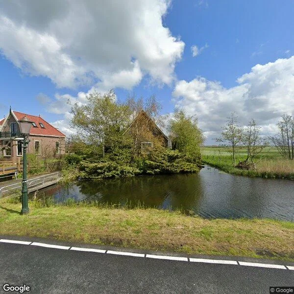 Straatbeeld van Herenweg 18, 2465AC Rijnsaterwoude