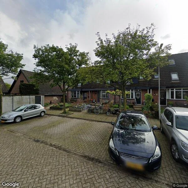 Straatbeeld van Hermelijnlaan 13, 6741BX Lunteren