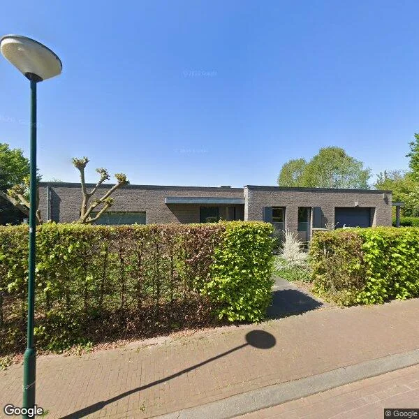 Straatbeeld van Het Bunder 8, 5131WB Alphen