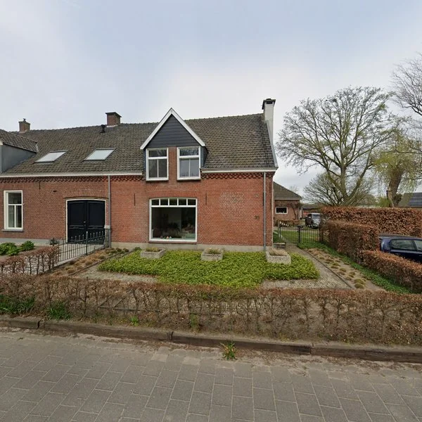 Straatbeeld van Heukelomseweg 35, 5059AJ Heukelom