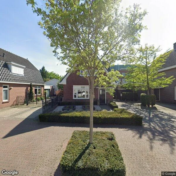 Straatbeeld van Heuvelstraat 27, 5461GJ Veghel