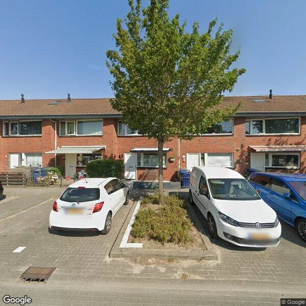 Straatbeeld van Hildo Kropstraat 45, 1328BB Almere
