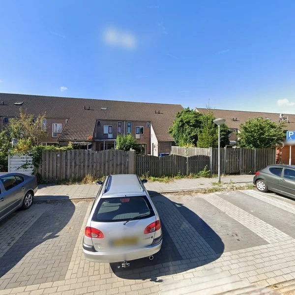 Straatbeeld van Hilversumpad 15, 1324SL Almere