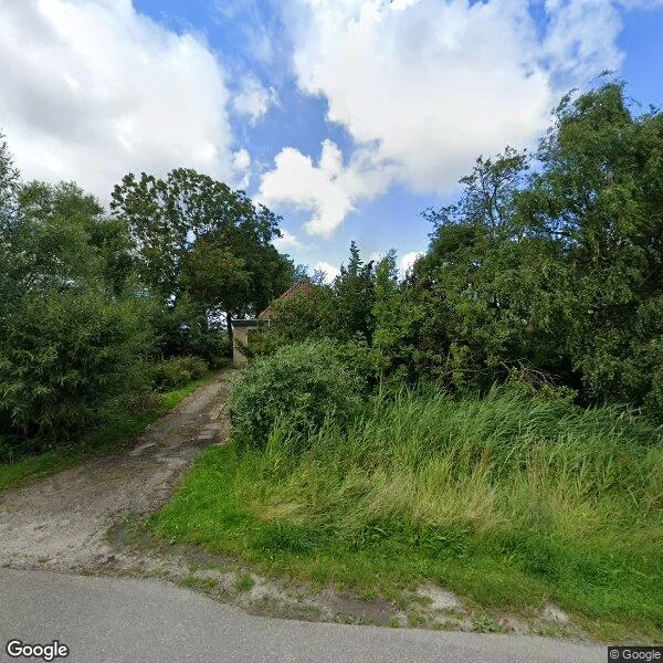 Straatbeeld van Hoarnestreek 42, 8855RT Sexbierum