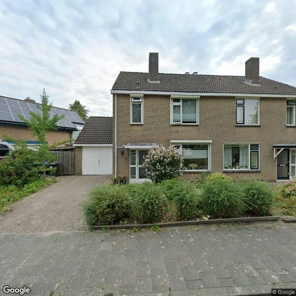 Straatbeeld van Hoeghen Camp 3, 4161BE Heukelum