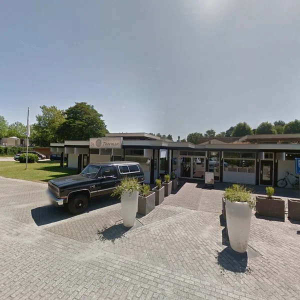 Straatbeeld van Hoff van Hollantlaan 3B-1, 5243SR Rosmalen