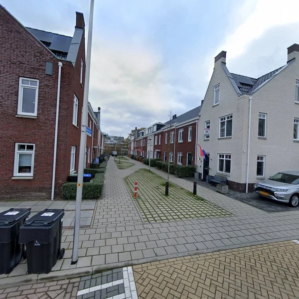 Straatbeeld van Hofje van Holtlant 32, 2352GE Leiderdorp