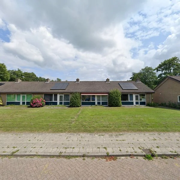 Straatbeeld van Hofwegen 29, 9062ER Oentsjerk