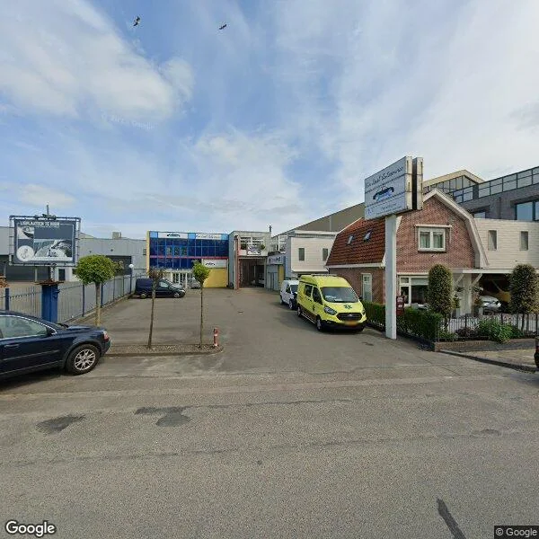 Straatbeeld van Hoge Rijndijk 207B, 2382AL Zoeterwoude