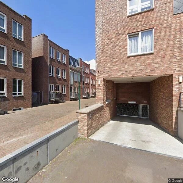 Straatbeeld van Hoge Rijndijk 4-60, 3449HA Woerden