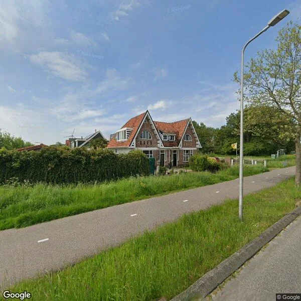 Straatbeeld van Hoge Rijndijk 54, 2382AV Zoeterwoude