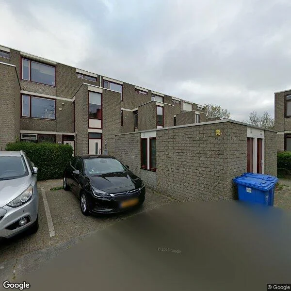 Straatbeeld van Hoge Weije 108, 3191SK Hoogvliet Rotterdam