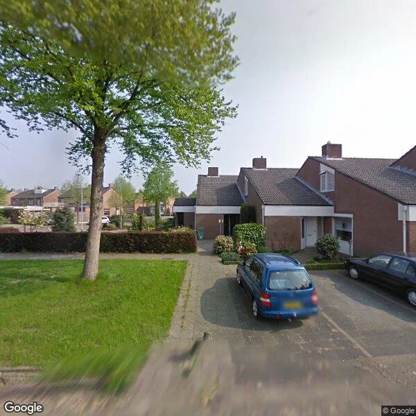 Straatbeeld van Hogerweide 1, 6002BW Weert