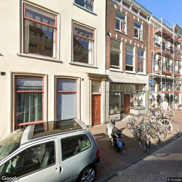 Straatbeeld van Hogewoerd 116, 2311HT Leiden