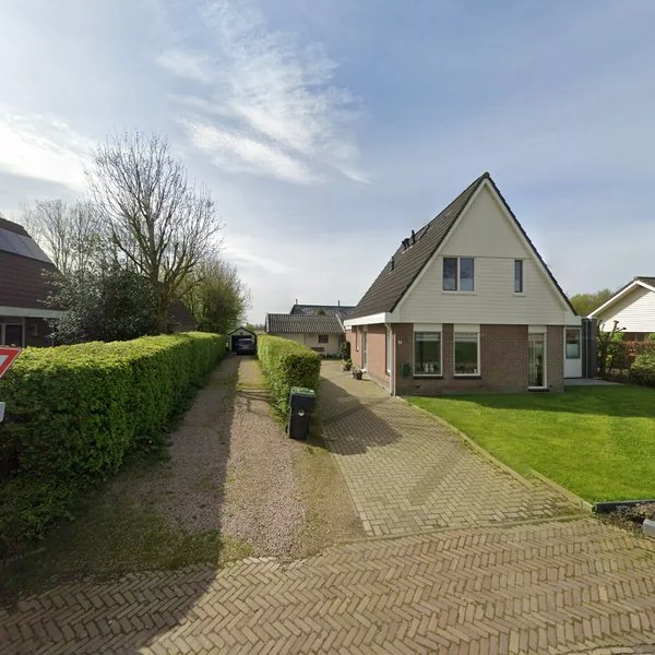 Straatbeeld van Holdingawei 9, 9053LT Feinsum