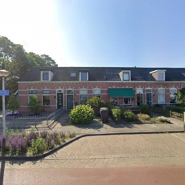Straatbeeld van Hollandiastraat 114, 8517HJ Scharsterbrug