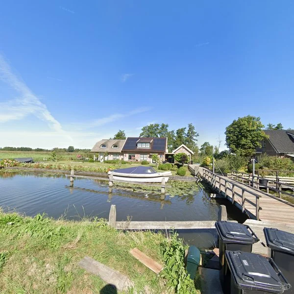 Straatbeeld van Hollandsekade 8, 3651LS Woerdense Verlaat