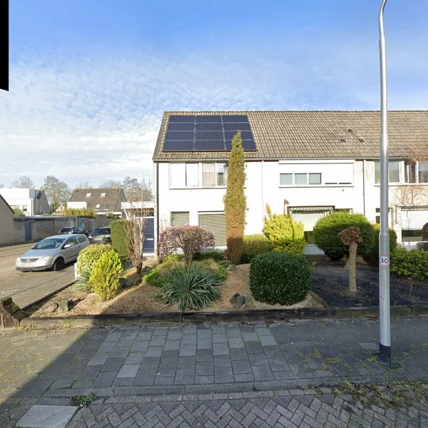 Straatbeeld van Holtenstraat 51, 5045CE Tilburg