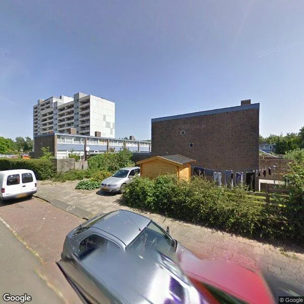 Straatbeeld van Holtlaan 63, 7824SC Emmen