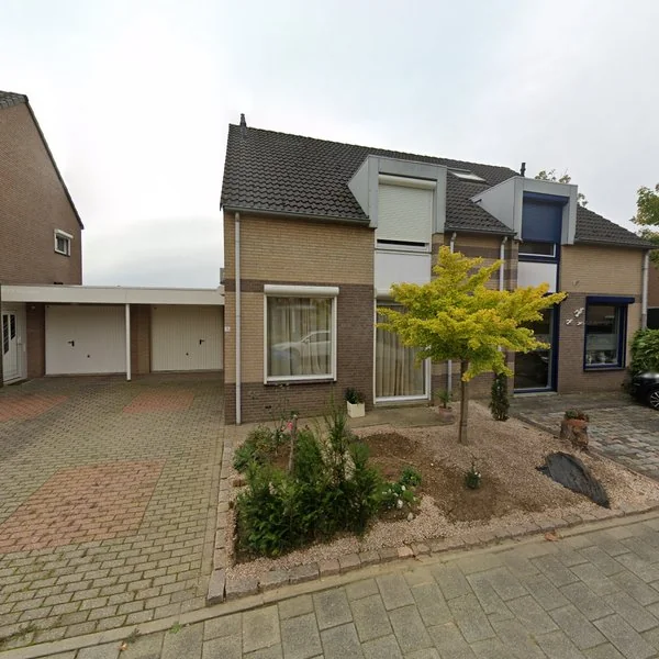 Straatbeeld van Hondsbroek 72, 6121XC Born