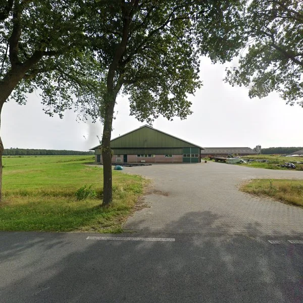 Straatbeeld van Hoofdstraat 1, 9443TJ Schoonloo