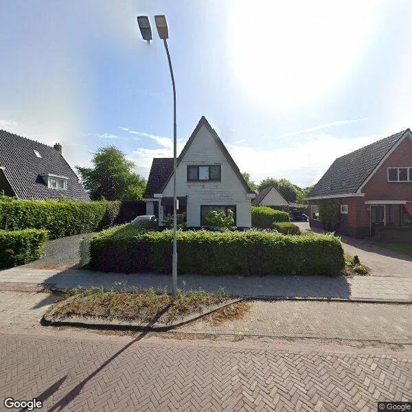 Straatbeeld van Hoofdstraat 12, 9342PC Een