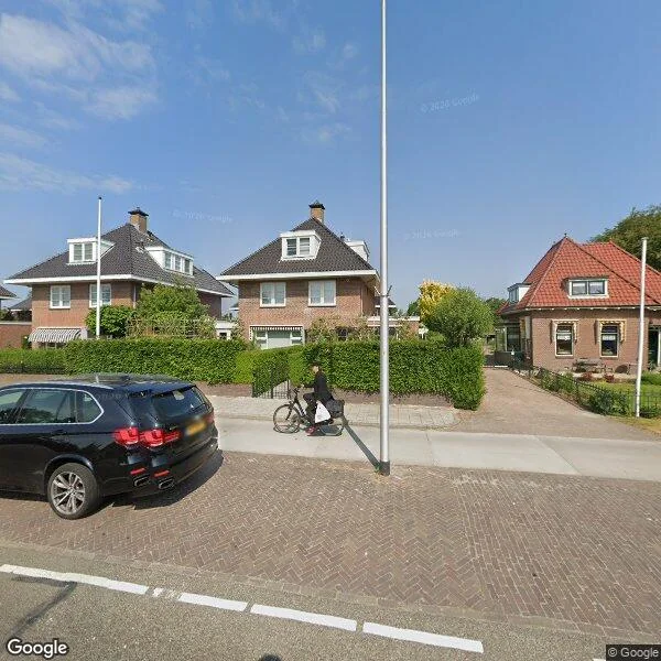 Straatbeeld van Hoofdstraat 19, 2171AR Sassenheim