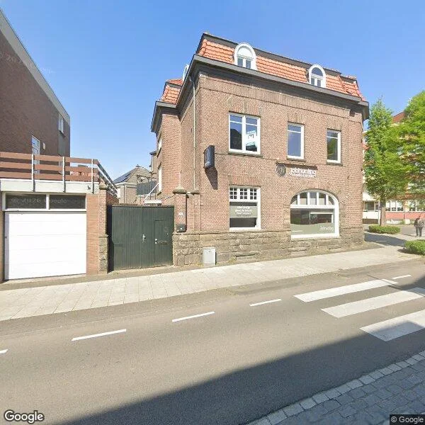 Straatbeeld van Hoofdstraat 39, 6461CM Kerkrade