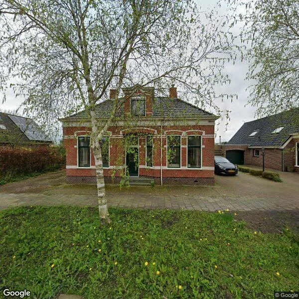 Straatbeeld van Hoofdstraat 52, 9982AH Uithuizermeeden