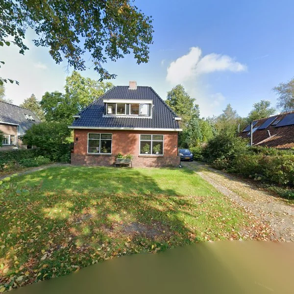 Straatbeeld van Hoofdvaartsweg 84A, 9406XC Assen