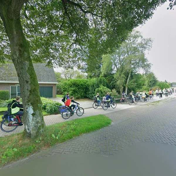Straatbeeld van Hoofdweg 10A, 9334TB Peest