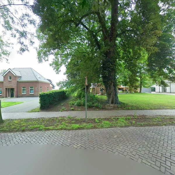 Straatbeeld van Hoofdweg 143, 9695AE Bellingwolde