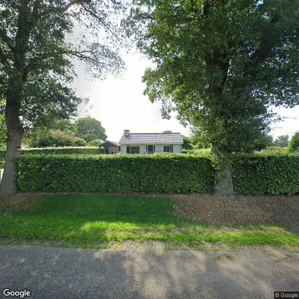 Straatbeeld van Hoogenweg 55, 7792VE Venebrugge