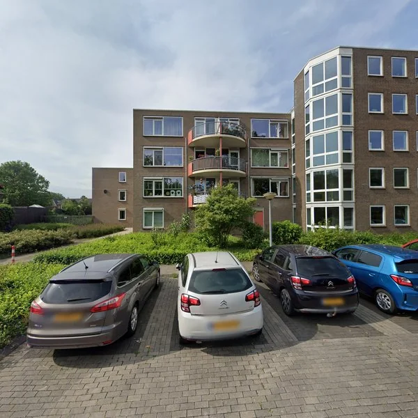 Straatbeeld van Hoogeveenseweg 8-10, 7943BA Meppel