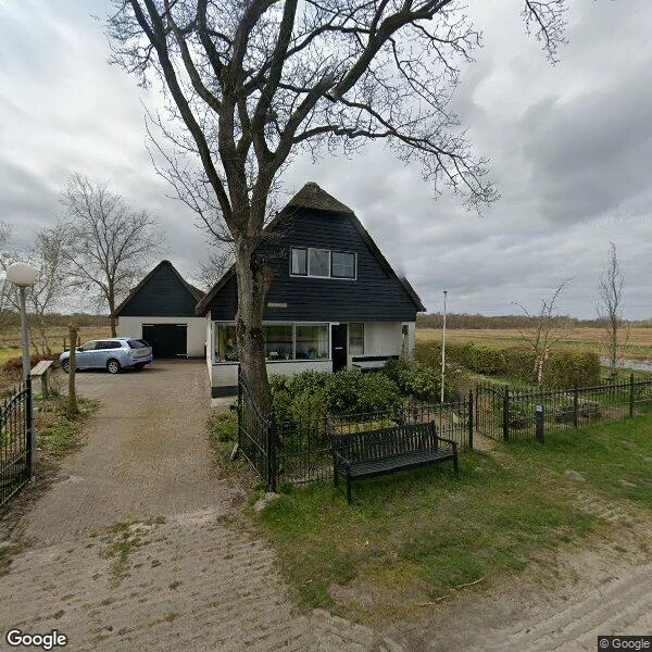 Straatbeeld van Hoogeweg 25, 8376EM Ossenzijl