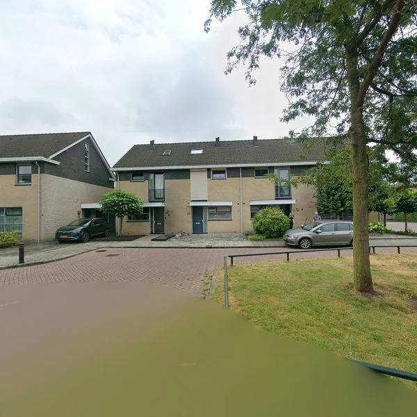 Straatbeeld van Hoogland 22, 7672BM Vriezenveen