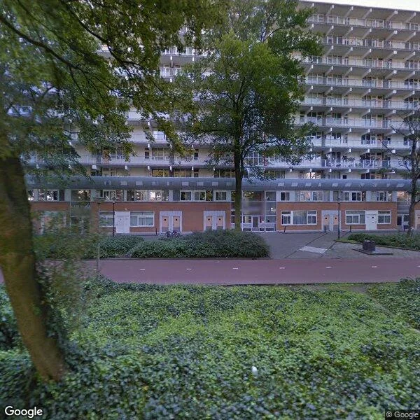 Straatbeeld van Hoogoord 69, 1102CC Amsterdam